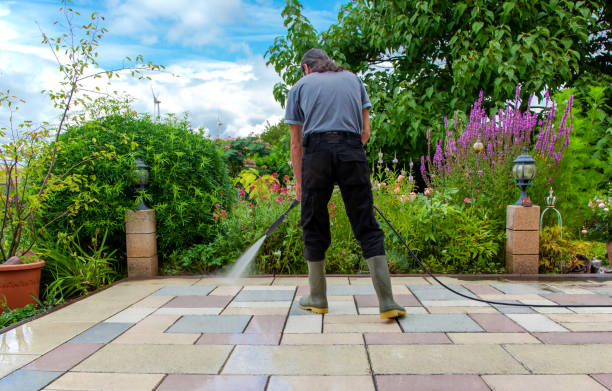 Professional Pressure washing in Granville South, OH